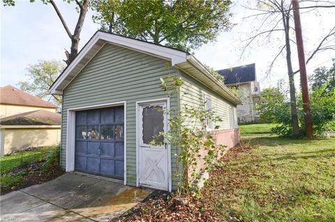 114 Elm St, Struthers, OH 44471 photo 21
