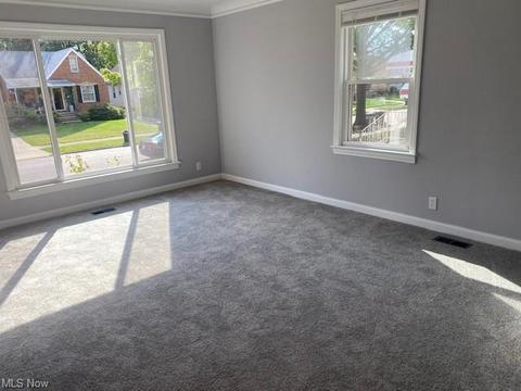 5510 Hampstead Ave, Parma, OH 44129 photo 6