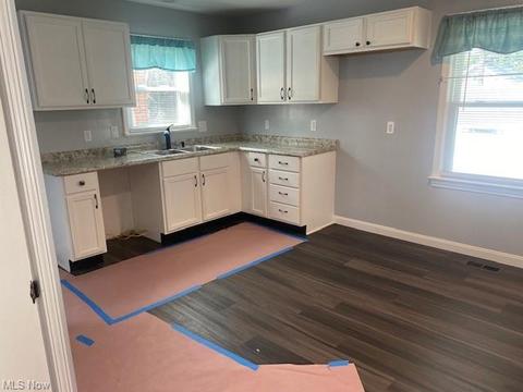 5510 Hampstead Ave, Parma, OH 44129 photo 7