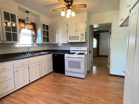 1663 S Seneca Ave, Alliance, OH 44601 photo 5