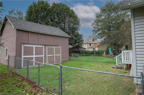 140 Riverside Dr, Ashtabula, OH 44004 photo 8