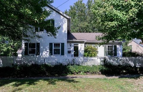 439 E Crain Ave, Kent, OH 44240 photo 1