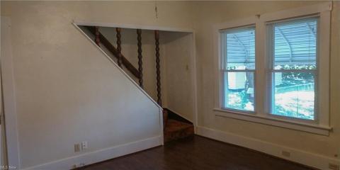 537 6th, Struthers, OH 44471 photo 3