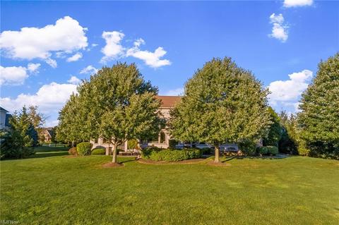37110 Broadstone Dr, Solon, OH 44139 photo 32