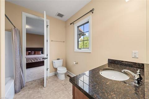 37110 Broadstone Dr, Solon, OH 44139 photo 20