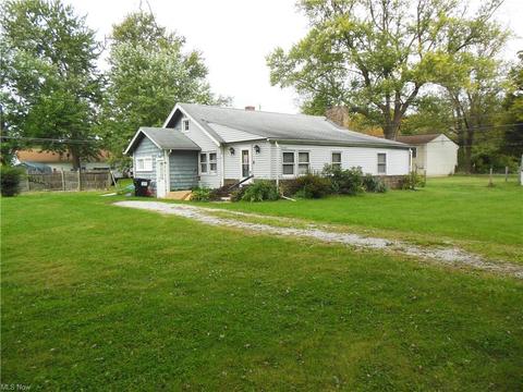 1330 Argyle Dr, Madison, OH 44057 photo 1