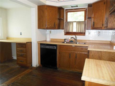 1330 Argyle Dr, Madison, OH 44057 photo 5