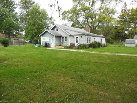 1330 Argyle Dr, Madison, OH 44057 photo 2