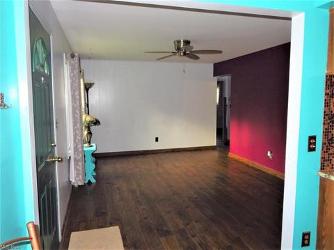 369 White Oak Dr, Elyria, OH 44035 photo 7