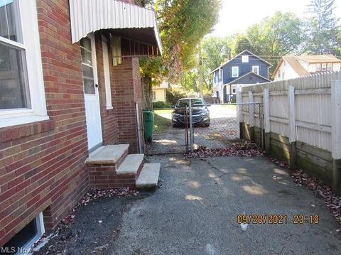2003 E 40th St, Ashtabula, OH 44004 photo 11