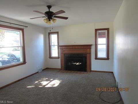 2003 E 40th St, Ashtabula, OH 44004 photo 4
