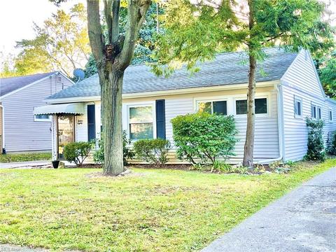 1280 Clifton Ave, Akron, OH 44310 photo 2