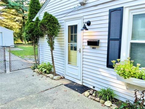1280 Clifton Ave, Akron, OH 44310 photo 4