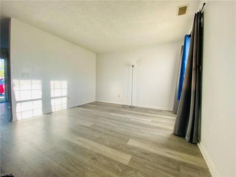 2024 Middle Ave, Elyria, OH 44035 photo 4
