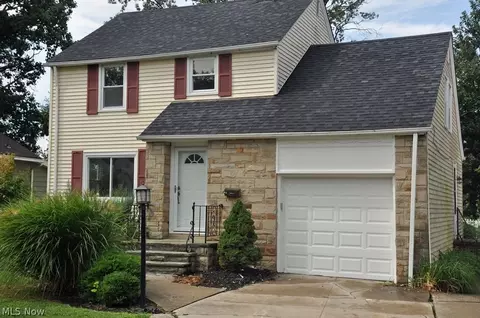 350 E 266th St, Euclid, OH 44132 photo 2