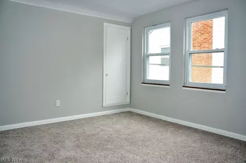 350 E 266th St, Euclid, OH 44132 photo 11