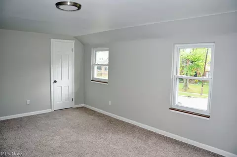 350 E 266th St, Euclid, OH 44132 photo 15