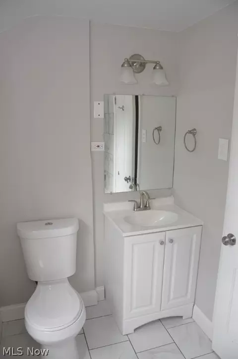 350 E 266th St, Euclid, OH 44132 photo 17