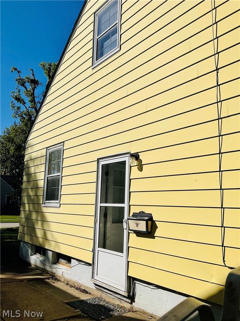 443 E 274th St, Euclid, OH 44132 photo 18