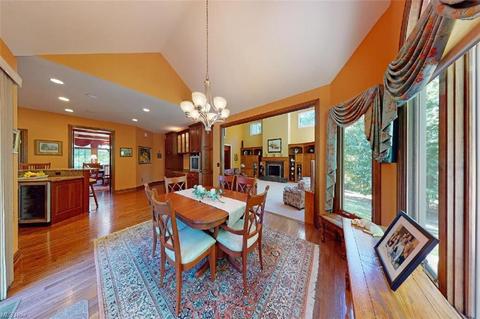 5142 Berrington Ct, Solon, OH 44139 photo 15