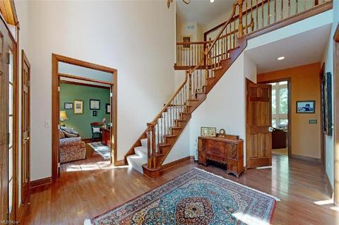 5142 Berrington Ct, Solon, OH 44139 photo 7