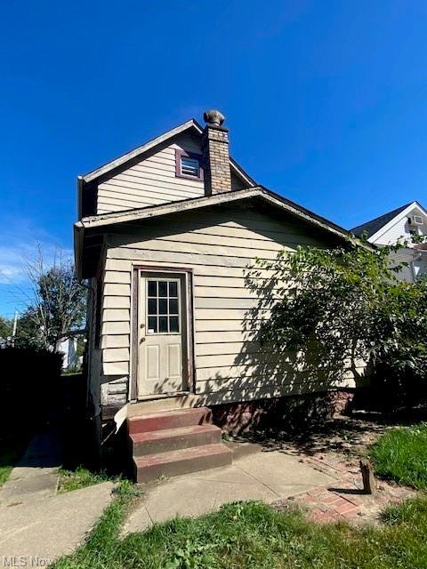 39 Center St, Struthers, OH 44471 photo 3