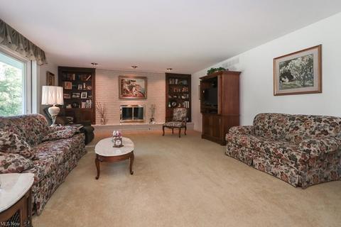 1908 12 Grafton Rd, Elyria, OH 44035 photo 4
