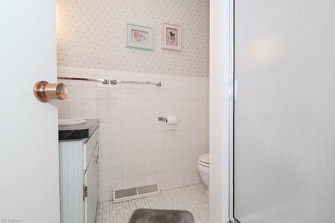 1908 12 Grafton Rd, Elyria, OH 44035 photo 13