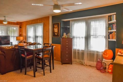 340 Malacca St, Akron, OH 44305 photo 3