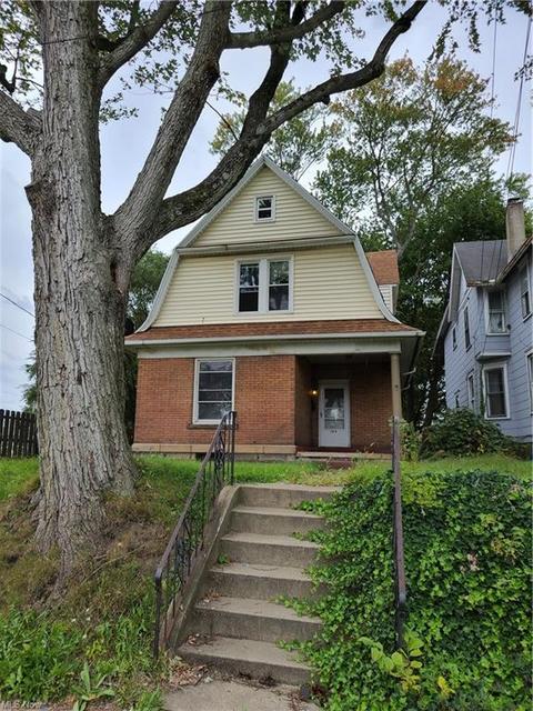 189 Wertz Ave NW, Canton, OH 44708 photo 1