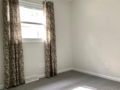 837 Boston Ave, Elyria, OH 44035 photo 10