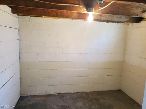 2313 E 32nd St, Lorain, OH 44055 photo 17