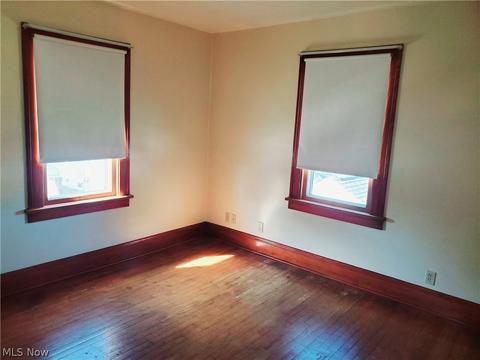 2313 E 32nd St, Lorain, OH 44055 photo 10