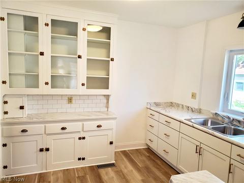 2313 E 32nd St, Lorain, OH 44055 photo 7