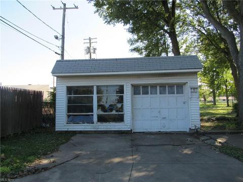637 Hilliard Rd, Elyria, OH 44035 photo 22