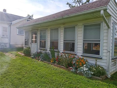 355 E Indiana Ave, Sebring, OH 44672 photo 3