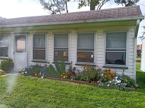 355 E Indiana Ave, Sebring, OH 44672 photo 4