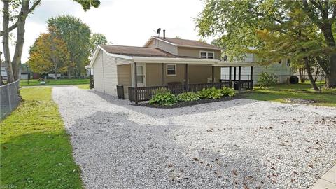 9066 Wilverne Dr, Windham, OH 44288 photo 4