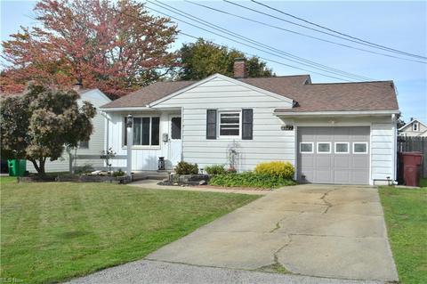 2127 E 40th St, Ashtabula, OH 44004 photo 1