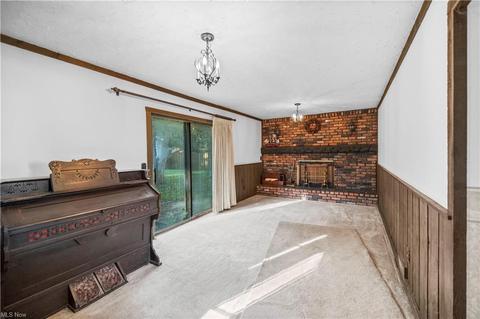 38678 Bell Rd, Willoughby, OH 44094 photo 2