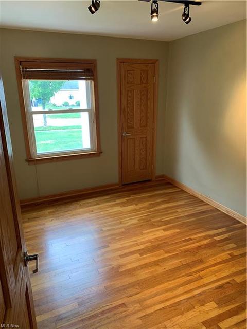 965 Learidge Rd, Lyndhurst, OH 44124 photo 11