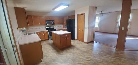 41950 Samuel St, Elyria, OH 44035 photo 10