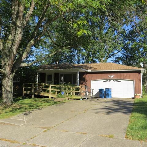 5605 Williamsburg Dr, Lorain, OH 44053 photo 1