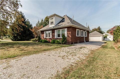 4207 Lake Rd, Ashtabula, OH 44004 photo 1