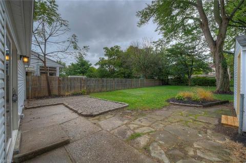 133 Roosevelt Ave, Elyria, OH 44035 photo 11
