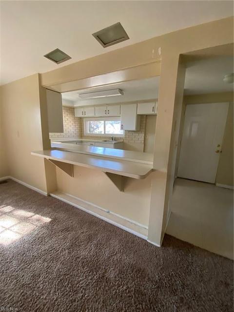 30060 Robert St, Wickliffe, OH 44092 photo 4