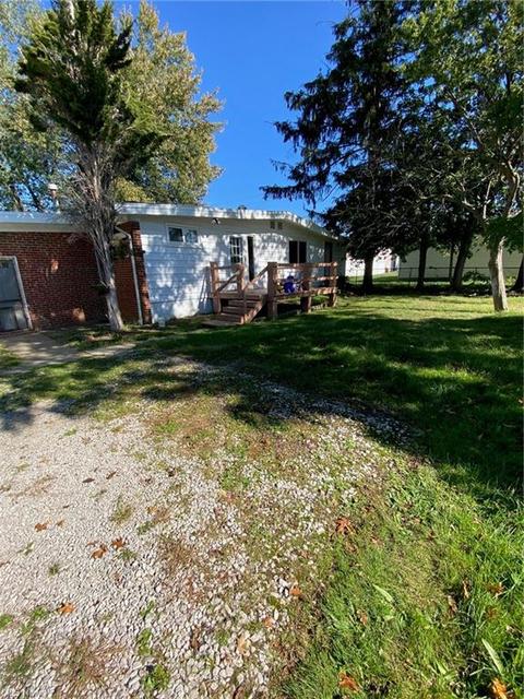 30060 Robert St, Wickliffe, OH 44092 photo 1