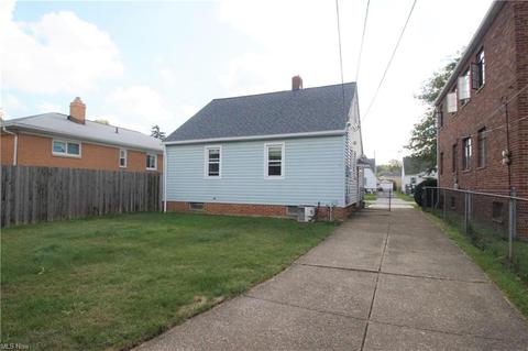 3408 Maplecrest Ave, Parma, OH 44134 photo 3