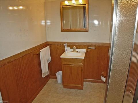 418 N 20th St, Weirton, WV 26062 photo 13
