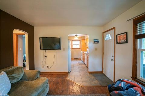 102 E Ingleside Dr, Coventry, OH 44319 photo 7
